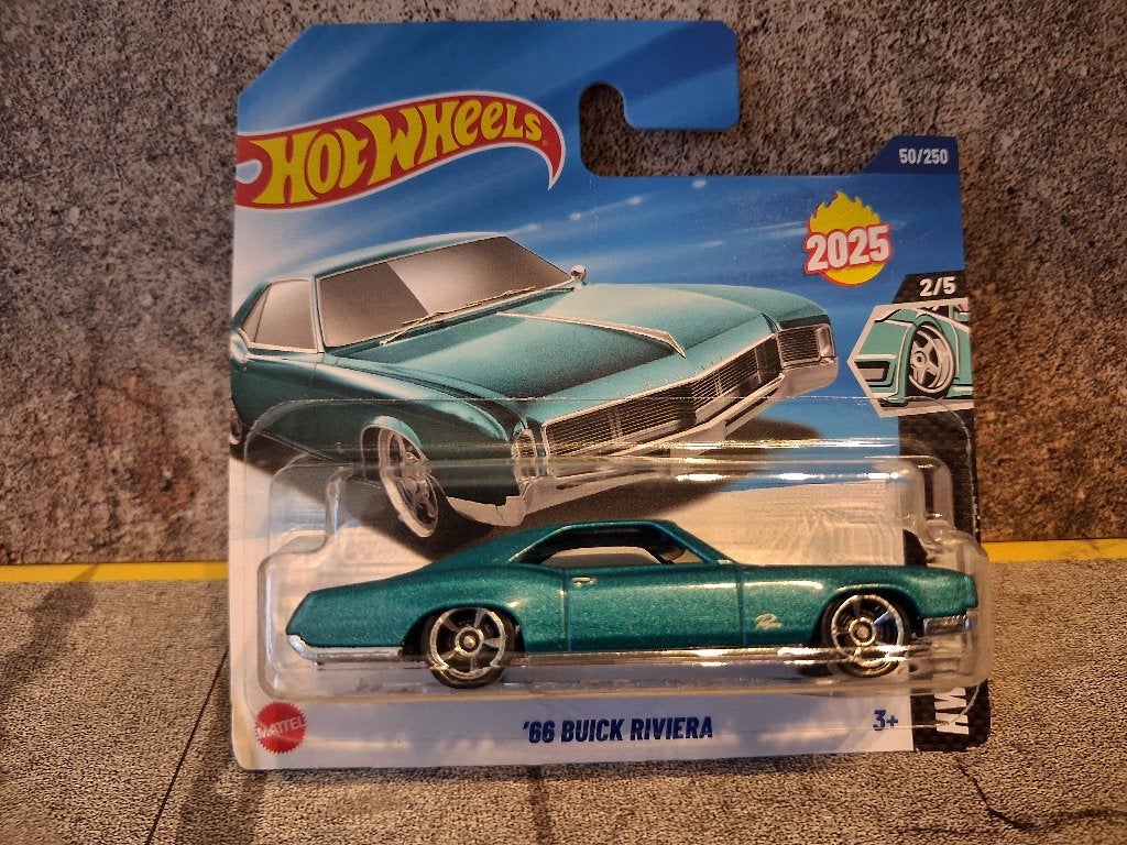 1966 Buick Riviera van Hot Wheels, Ophalen, Nieuw, Auto