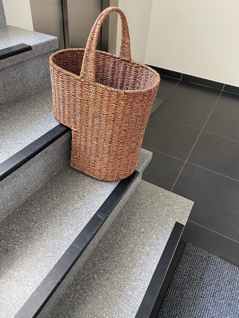 Trapmandje decoratief., Ophalen, Rond, Riet