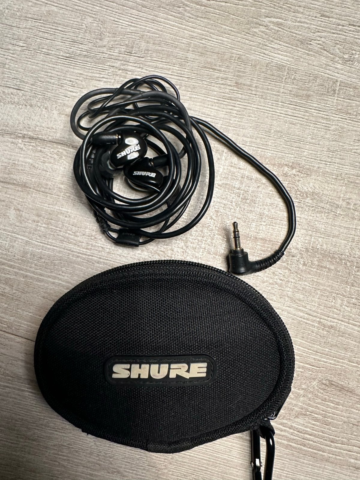 Shure In-ear koptelefoon met etui en extra oordopjes, In-ear, Gebruikt, Shure, Ophalen of Verzenden