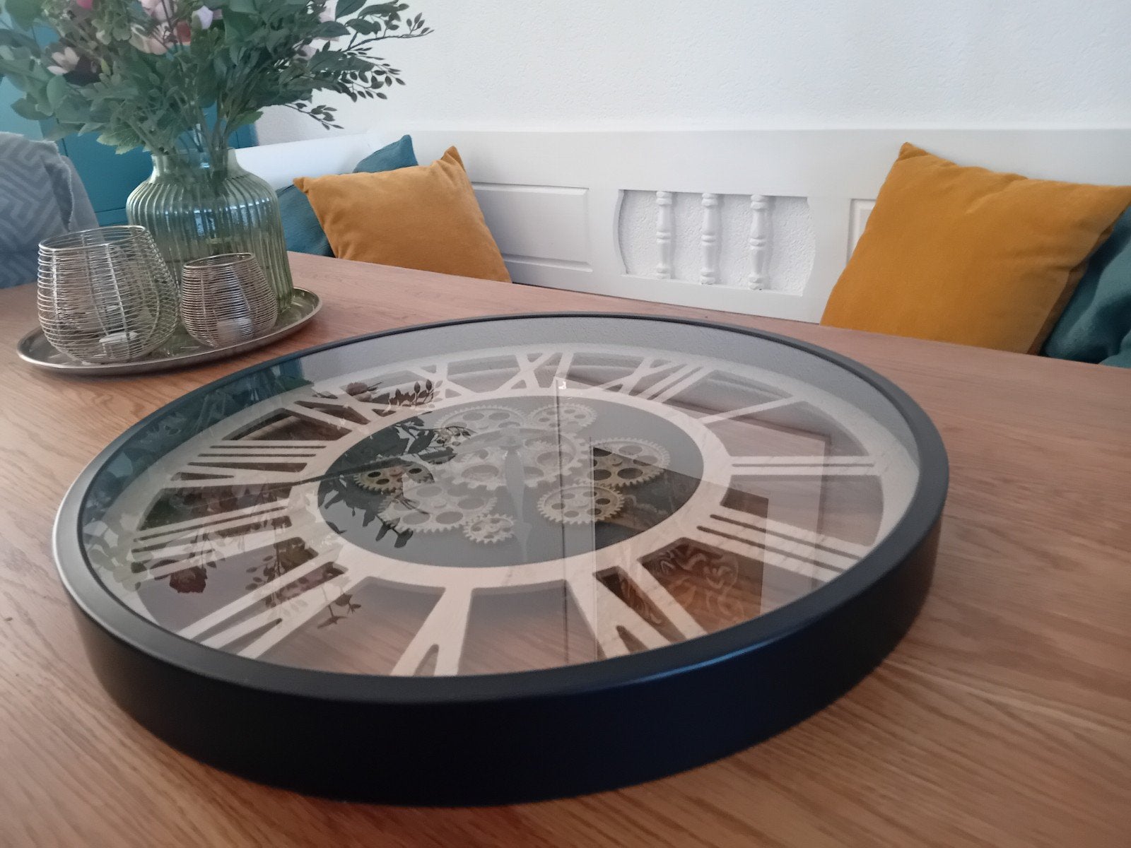 Grote decoratieve wandklok - 55 cm diameter, Ophalen, Zichtbaar uurwerk, Analoog, Zo goed als nieuw