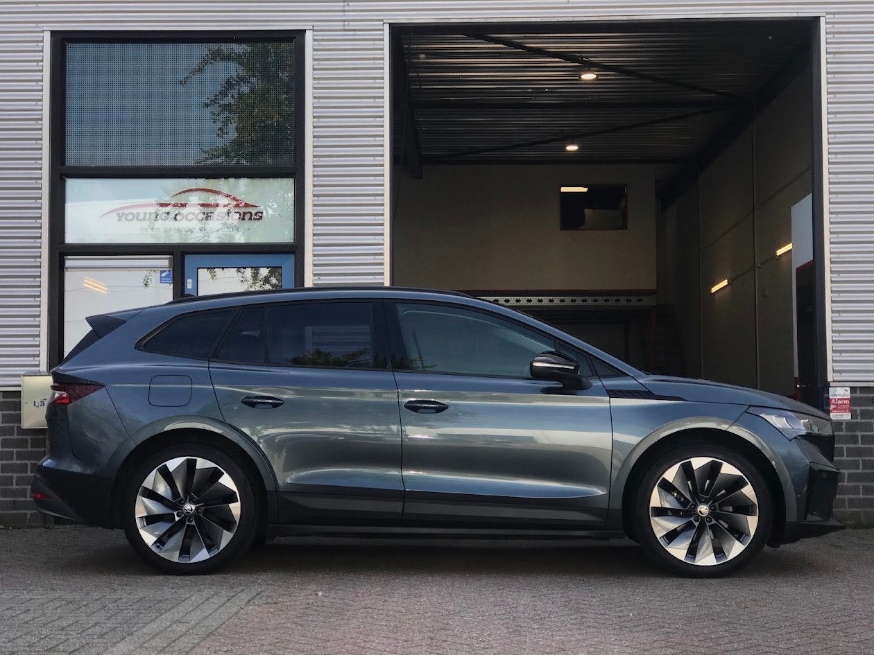 Skoda Enyaq iV 60|Navi|PDC|Carplay|Trekhaak|Airco|LED|Keyles, Auto's, Achterwielaandrijving, Gebruikt, Automatische klimaatregeling