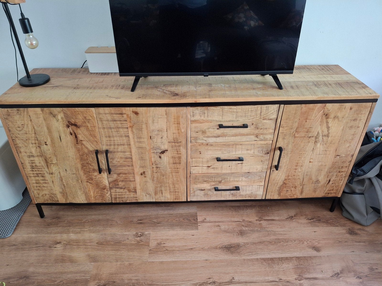 Stoer Mangohouten Dressoir met Zwart Metalen Frame, Met lade(s), 150 tot 200 cm, Zo goed als nieuw, Industrieel, Robuust