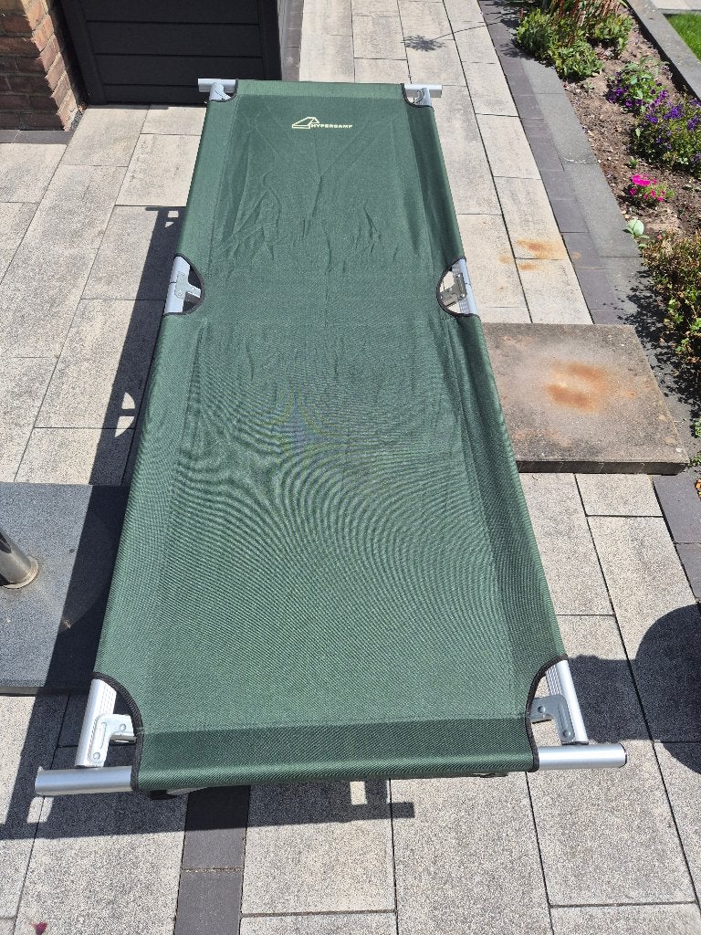 Groen veldbed 1.90 x 0.64, Ophalen, Gebruikt