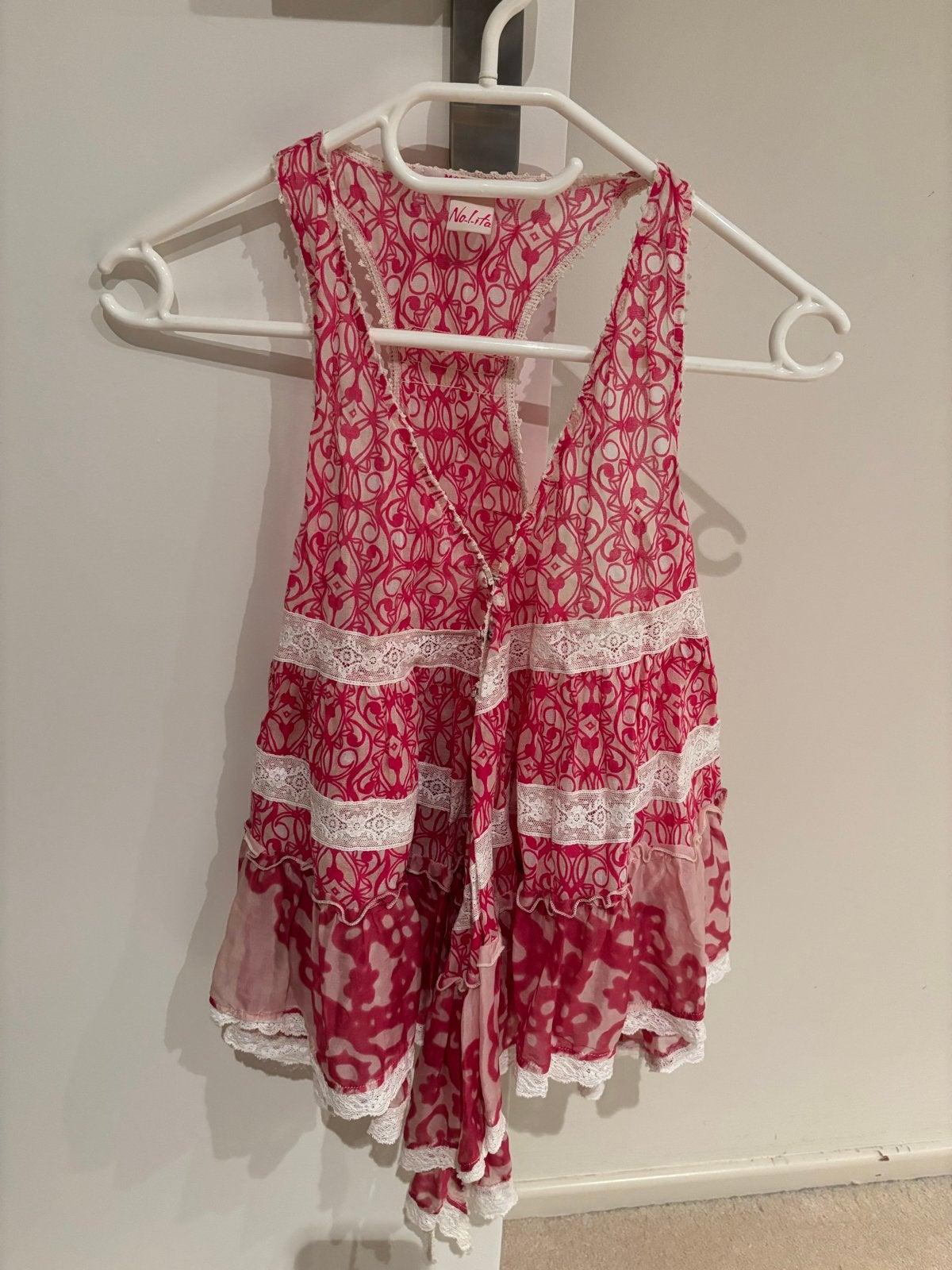 Nolita roze top met kant en patroon maat 36 van zijde, Kleding | Dames, Tops, Ophalen of Verzenden, Zo goed als nieuw, Roze, Maat 36 (S)