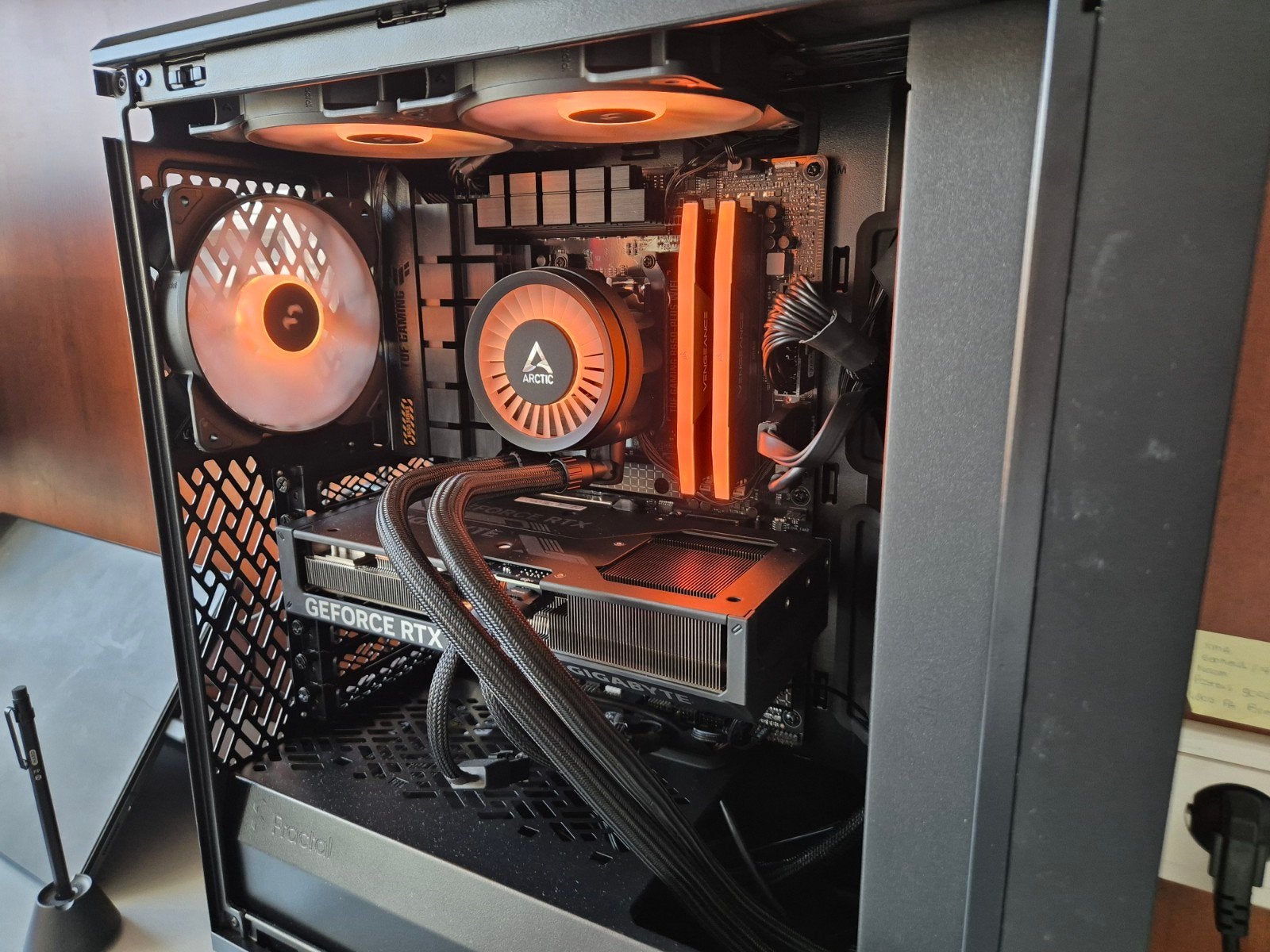 High-end Gaming PC - Ryzen 7 7800X3D, RTX 4070 Ti, 32GB DDR5, Ophalen, 32 GB, Zo goed als nieuw, AMD Ryzen 7