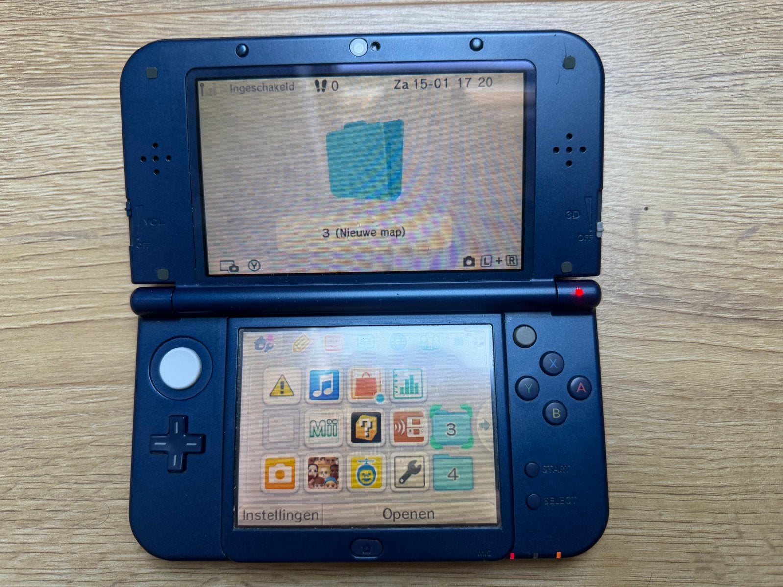 New Nintendo 3DS XL - Blauw, Spelcomputers en Games, Spelcomputers | Nintendo 2DS en 3DS, Ophalen of Verzenden, Zo goed als nieuw