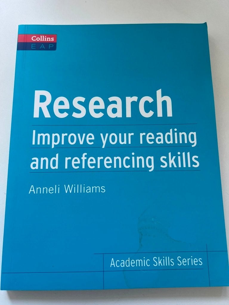 Research – Improve your Reading and Referencing Skills, Boeken, Ophalen, Alpha, Zo goed als nieuw, HBO