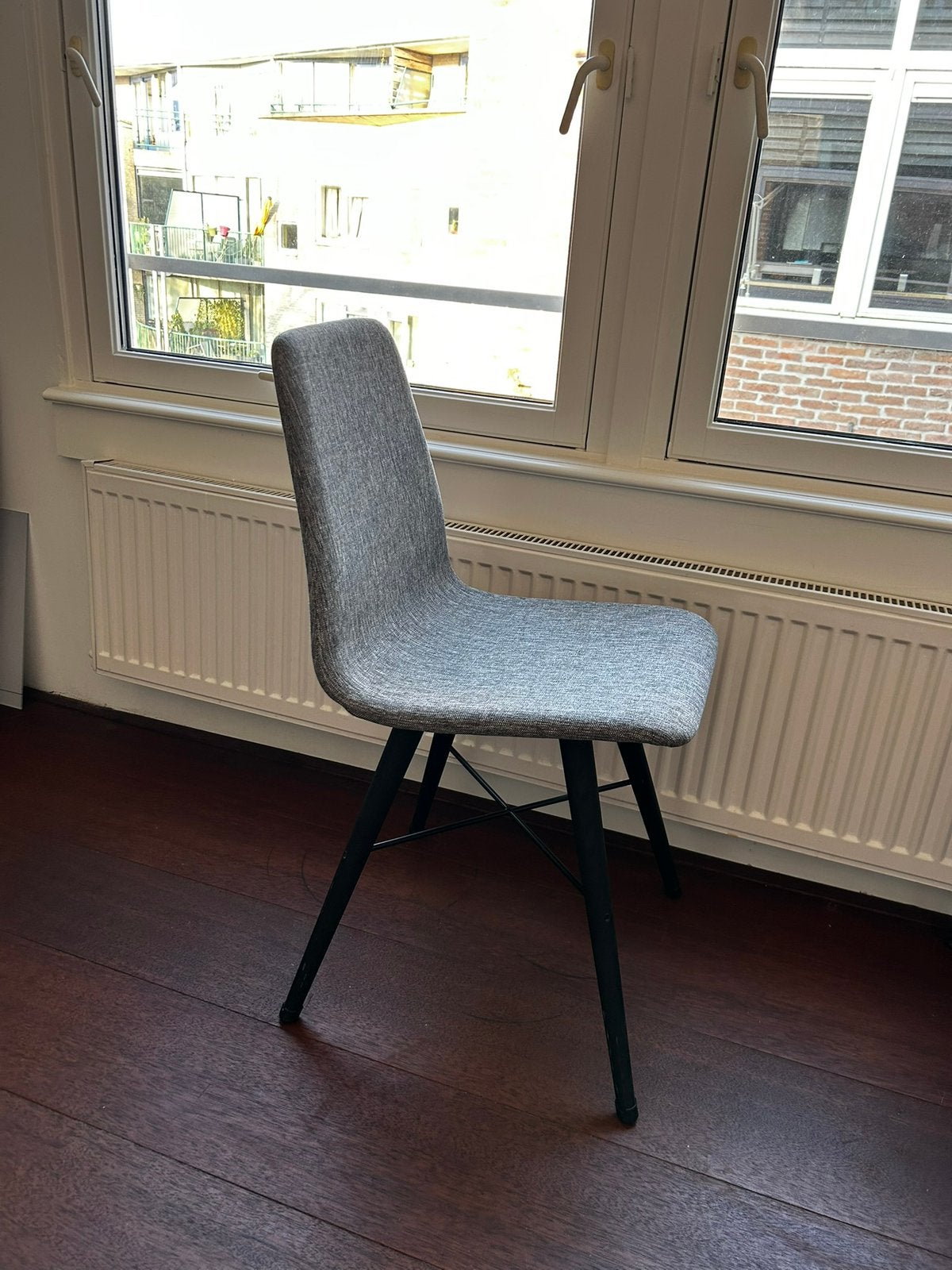 Foto 4 van Bolia 4x Eetkamerstoelen