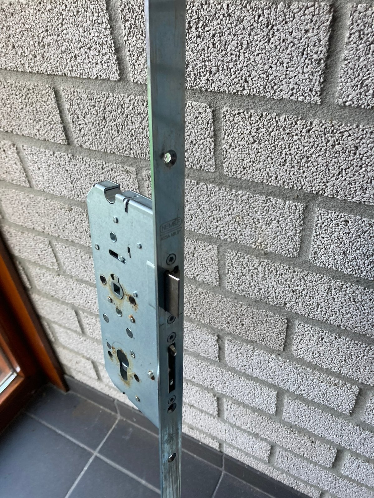 Te koop 3 punt sluiting, Ophalen, Zo goed als nieuw, IJzer, Slot