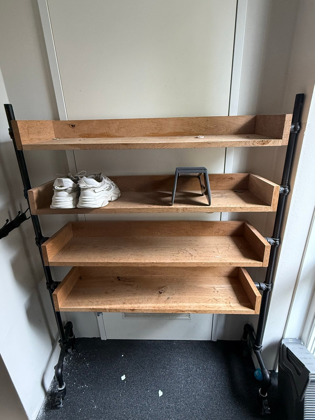 Industriële houten stellingkast met metalen frame, Huis en Inrichting, Ophalen, Gebruikt