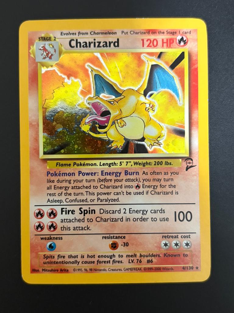 Base set 2 charizard excellent condition, Ophalen of Verzenden, Zo goed als nieuw