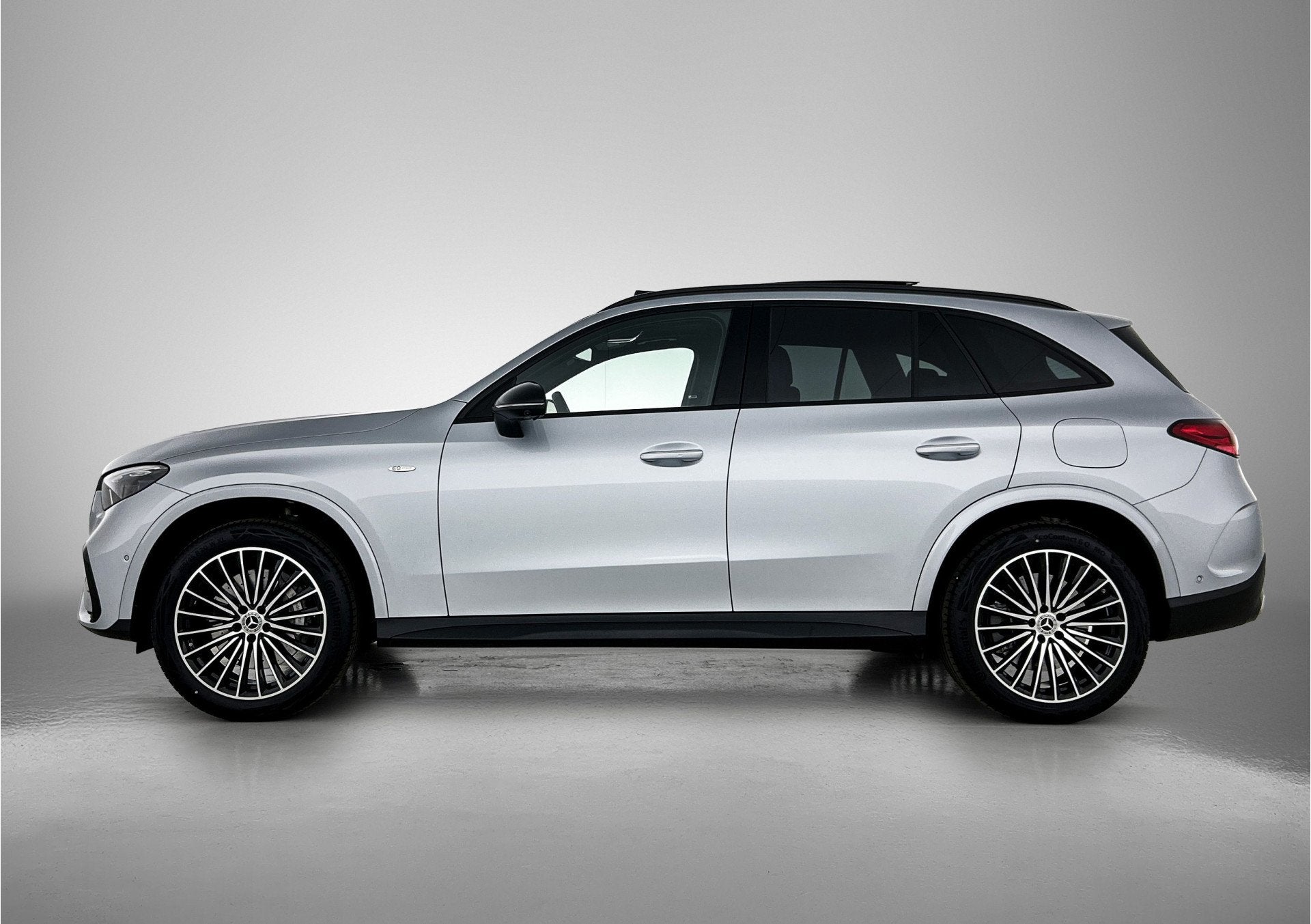 Mercedes-Benz GLC 300e 4MATIC Sport Edition | Trekhaak | Pan, Automaat, 12 maanden, Gebruikt, Vierwielaandrijving