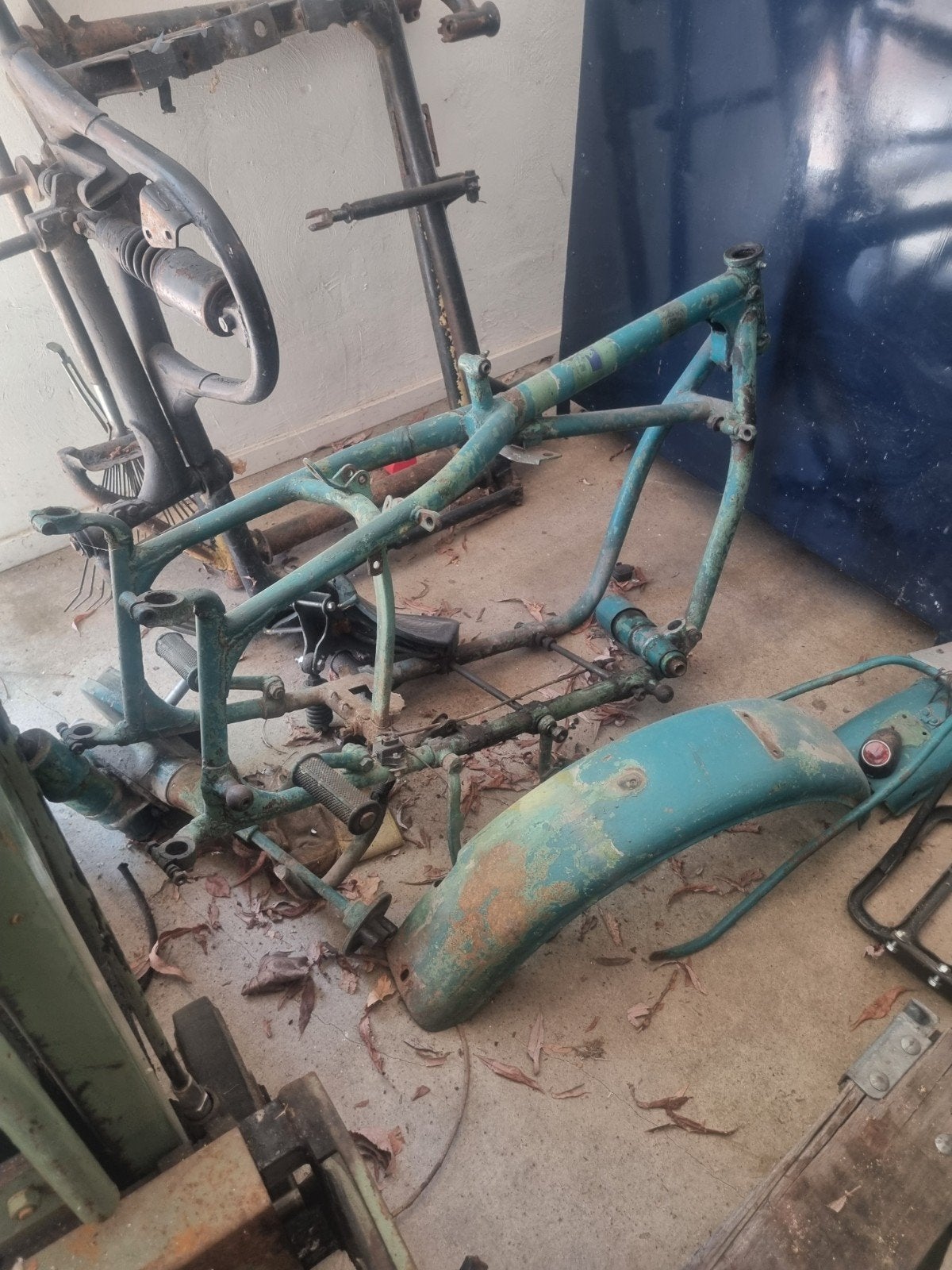 M72 onderdelen: frame, spatbord, tank, zadel, wielen, vering, Motoren, Ophalen of Verzenden, Gebruikt
