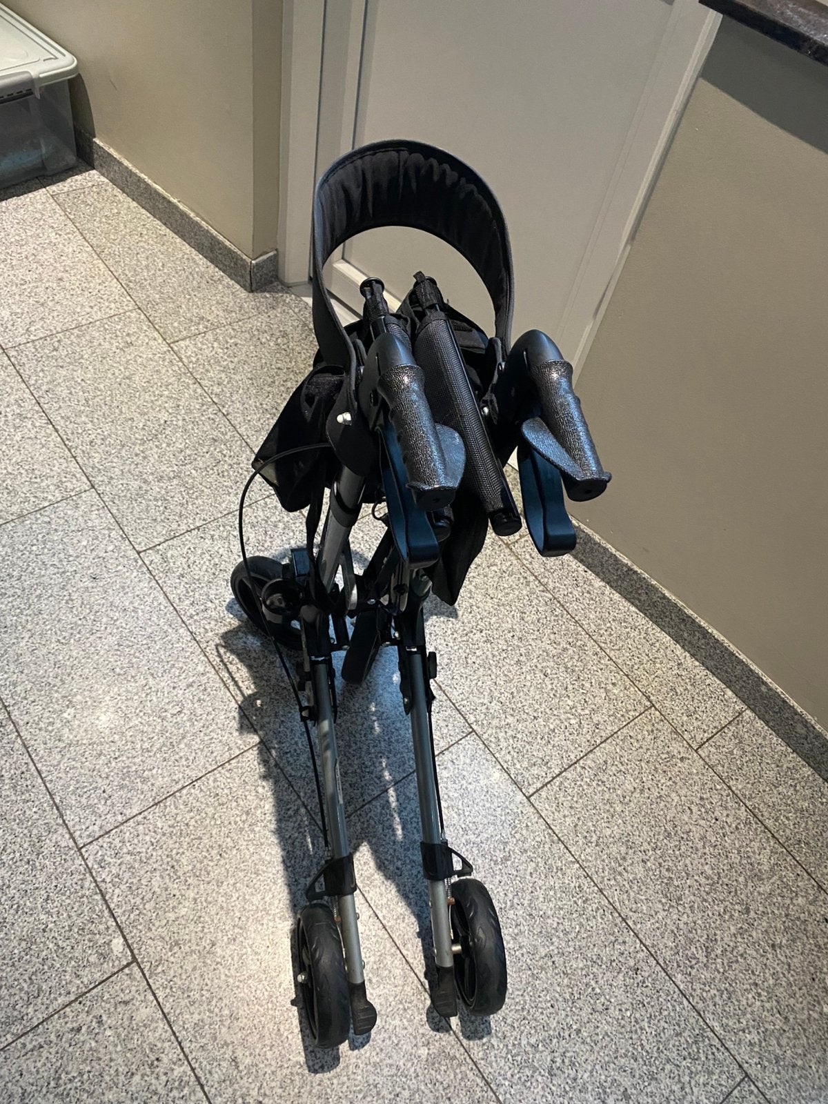 Rollator, Ophalen, Lichtgewicht, Zo goed als nieuw