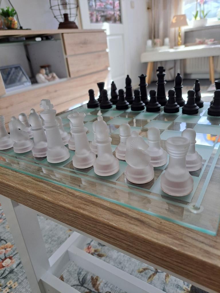 Schaakspel compleet., Een of twee spelers, Ophalen of Verzenden, Zo goed als nieuw