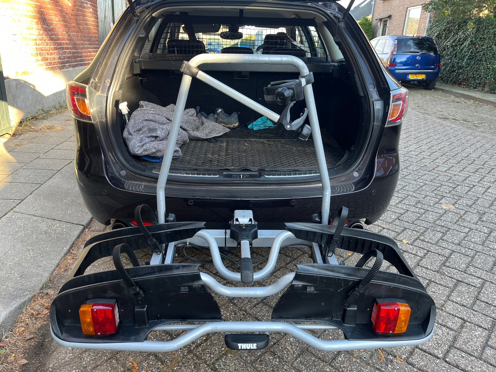 Thule 916, Ophalen, Zo goed als nieuw, Brede banden, 2 fietsen