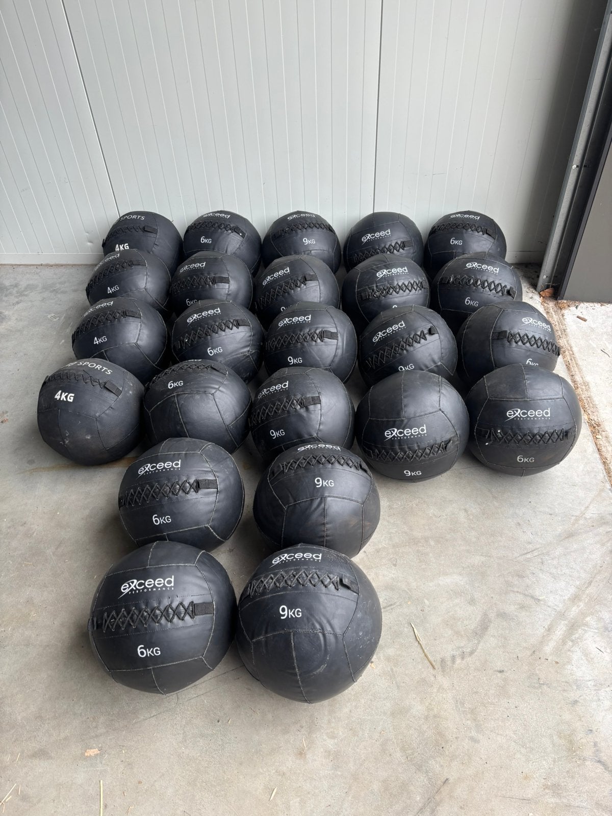 Set: 24 x eleiko wallballs (4, 6 & 9 kg), Sport en Fitness, Eleiko, Eleiko, Ophalen of Verzenden, Zo goed als nieuw