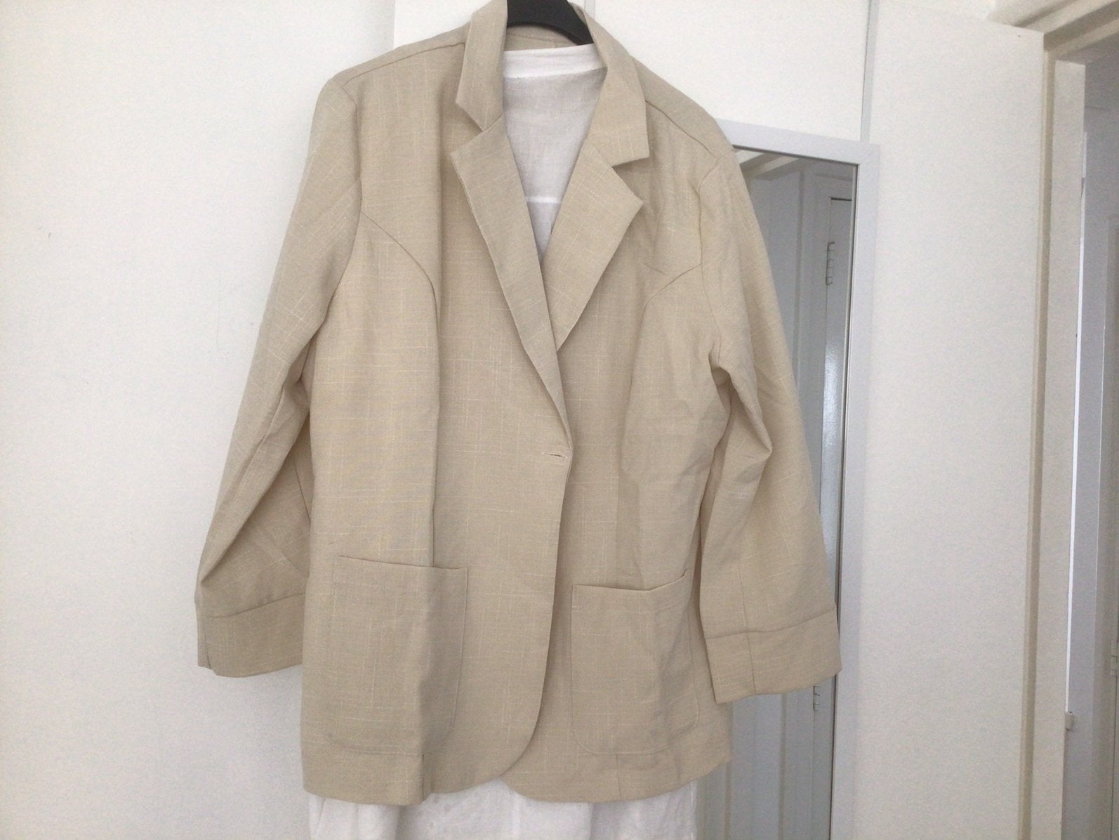 Beige colbert 44, Kleding | Dames, Ophalen of Verzenden, Zo goed als nieuw, Maat 42/44 (L), Beige