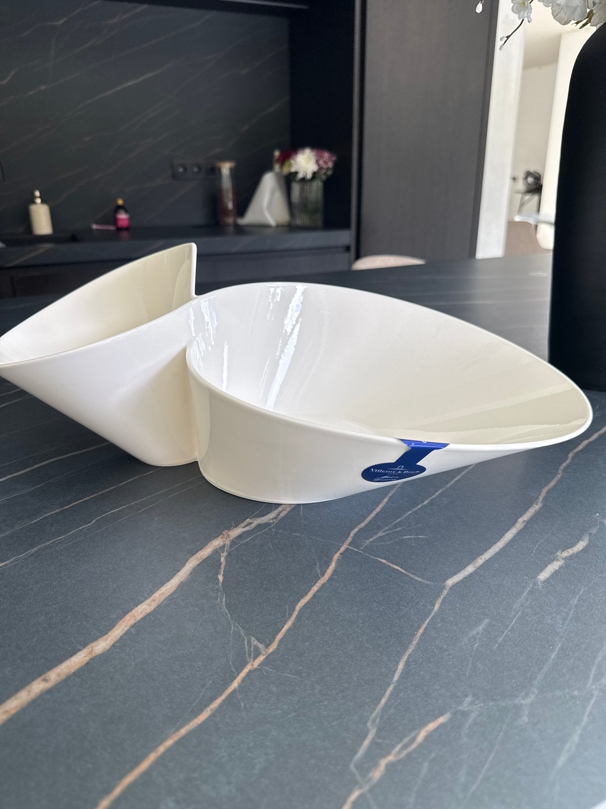 Villeroy & Boch NewWave fruitschaal van porselein, Porselein of Keramiek, Schaal, Ophalen of Verzenden, Zo goed als nieuw