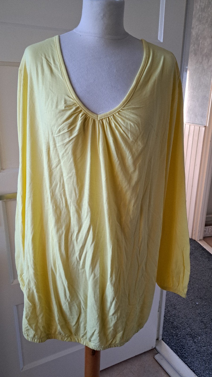 Nieuwe citroen gele katoenen top mt 52/54, Kleding | Dames, Verzenden, Geel, Nieuw, Shirt of Top