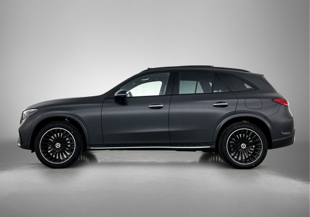 Mercedes-Benz GLC 300e 4MATIC Sport Edition | Premium | Nigh, Auto's, Automaat, Zwart, Automatische klimaatregeling, 313 pk