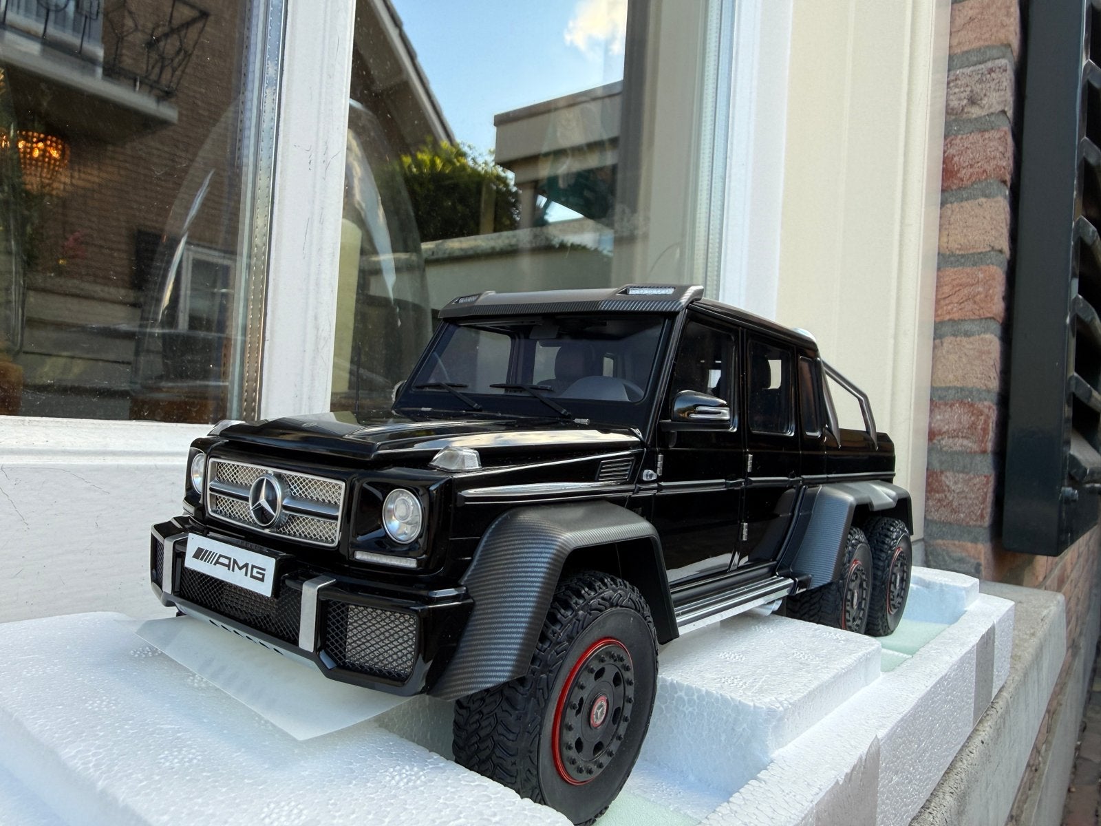 1:18 Mercedes G63 AMG 6x6 Gloss Black 6wheeler Autoart 76306, Auto, Autoart, Nieuw, Ophalen of Verzenden