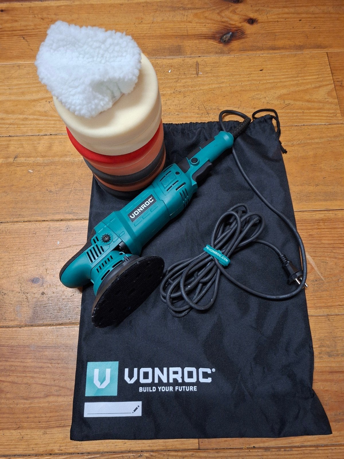 VONROC Excentrische Schuurmachine met Polijstpads, Doe-het-zelf en Verbouw, Ophalen, Zo goed als nieuw, Minder dan 600 watt, Excentrische schuurmachine