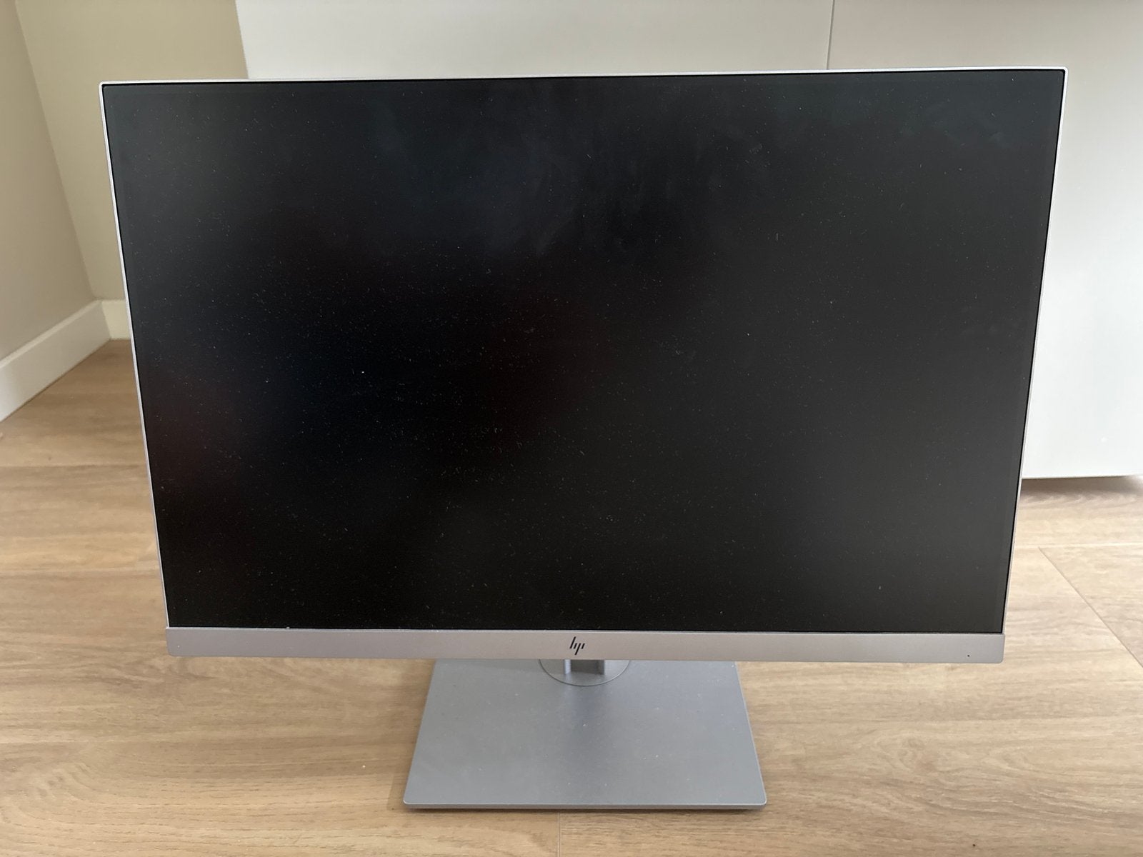 HP E243i Monitor - 24 inch IPS Full HD Scherm, Ophalen, Gebruikt, IPS, In hoogte verstelbaar
