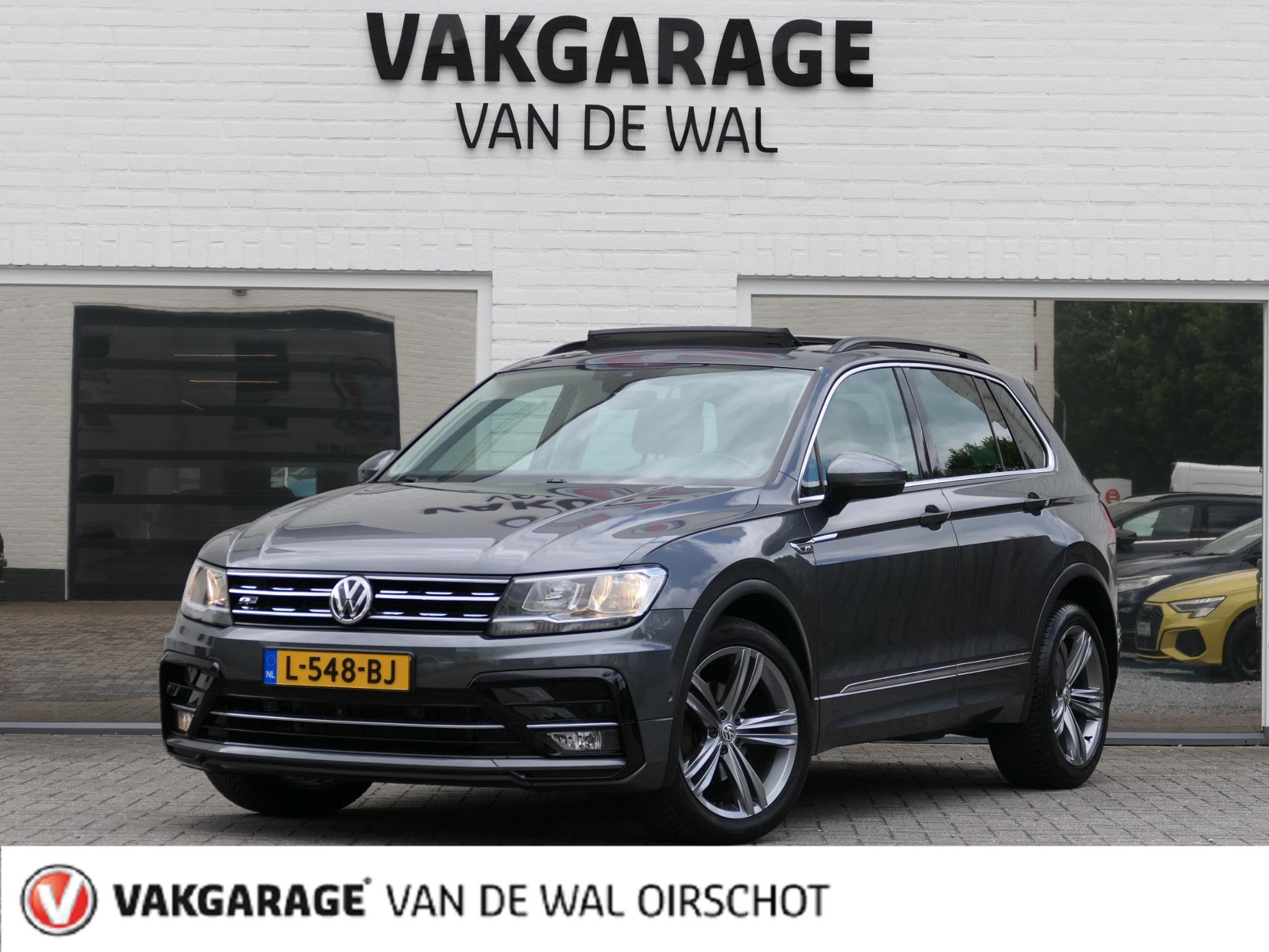 Volkswagen Tiguan 1.4 TSI 4Motion R-Line | Leder | Panoramad, Auto's, Volkswagen, Automaat, Gebruikt, Euro 6, 4 cilinders