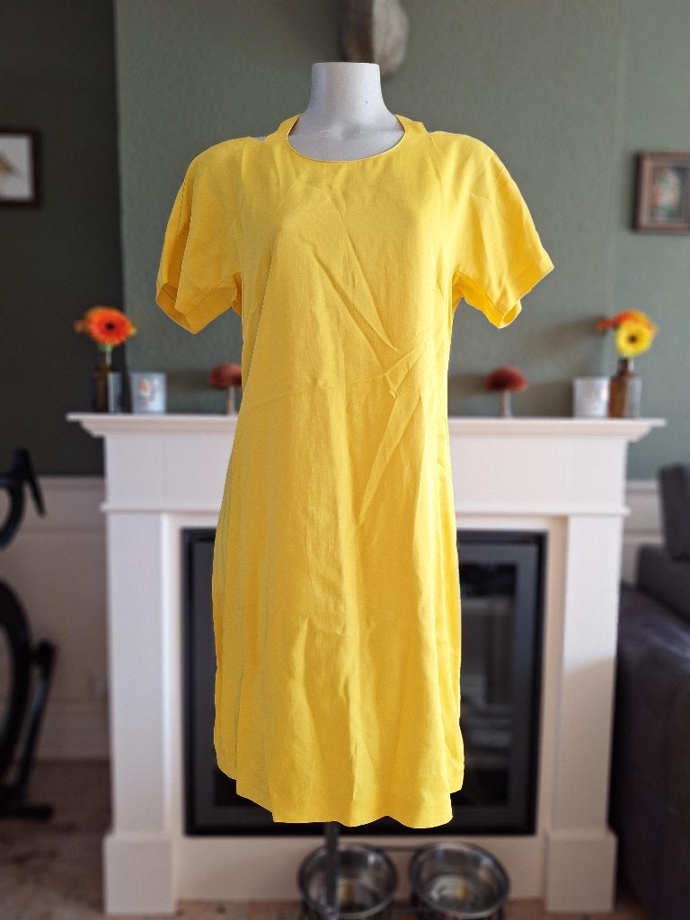 Pennyblack Penny Black knal geel jurk met riem 42, Kleding | Dames, Jurken, Verzenden, Geel, Maat 42/44 (L), Zo goed als nieuw