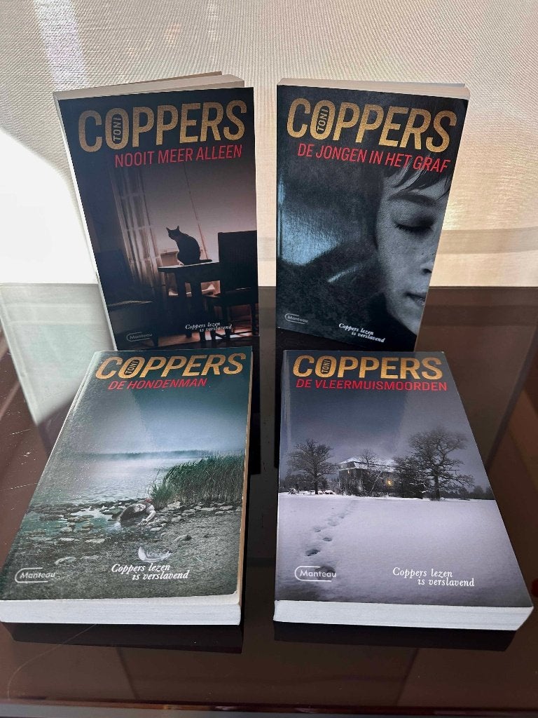 Thrillers: Patterson en Coppens, Ophalen, Zo goed als nieuw