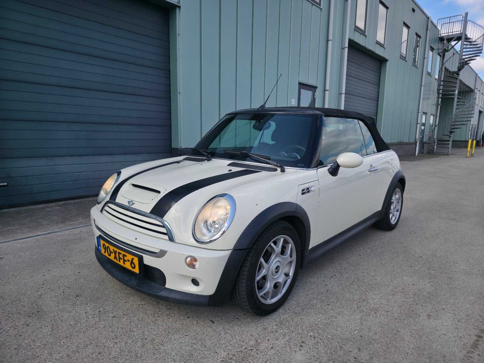 Mini 1.6 16V Cooper S / Cabrio / Automaat / Flippers, Auto's, Mini, Stof, 4 cilinders, Cabriolet, 4 stoelen