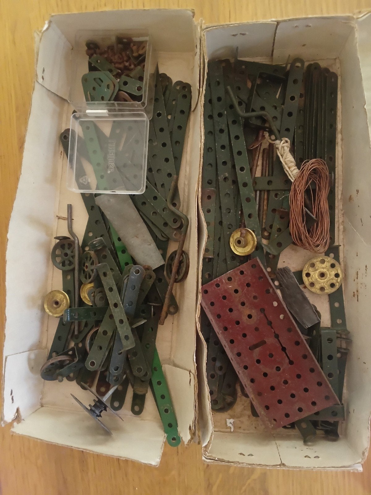 technisch bouw materiaal   Meccano of Temsi?, Verzenden