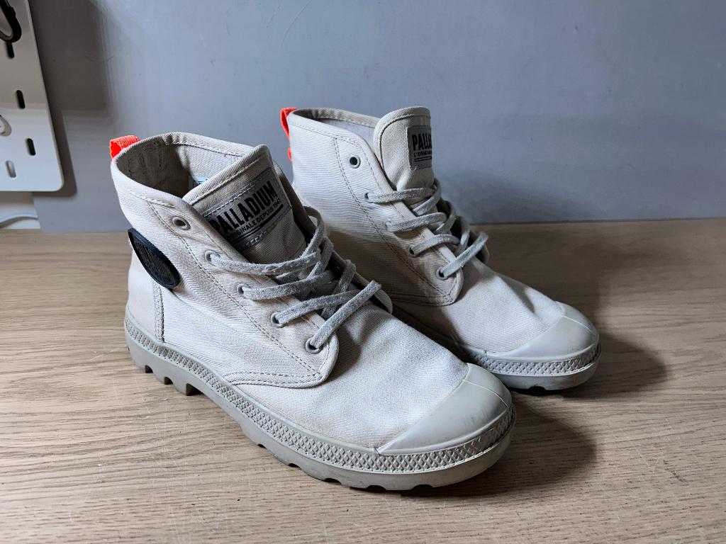 Palladium Schoenen Beige Maat 38, Beige, Ophalen of Verzenden, Sneakers of Gympen, Gedragen