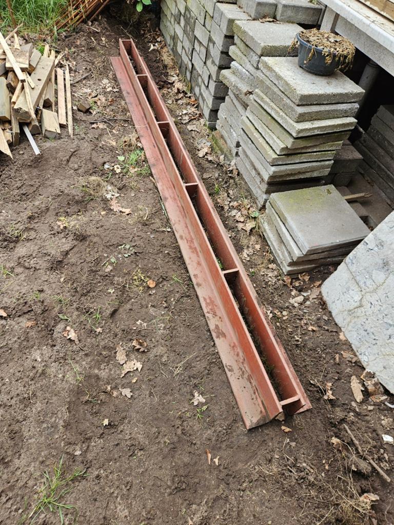 Dubbele stalen latei 2,34m lang, Doe-het-zelf en Verbouw, Metalen, Ophalen, Gebruikt, IJzer