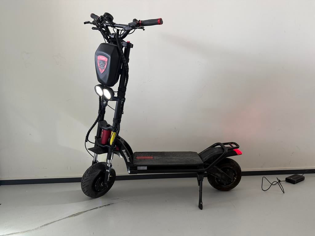 Kaabo Wolf Warrior 60V (dual motor 2x 1200w), Fietsen en Brommers, Ophalen of Verzenden, Zo goed als nieuw, Elektrische step (E-scooter)