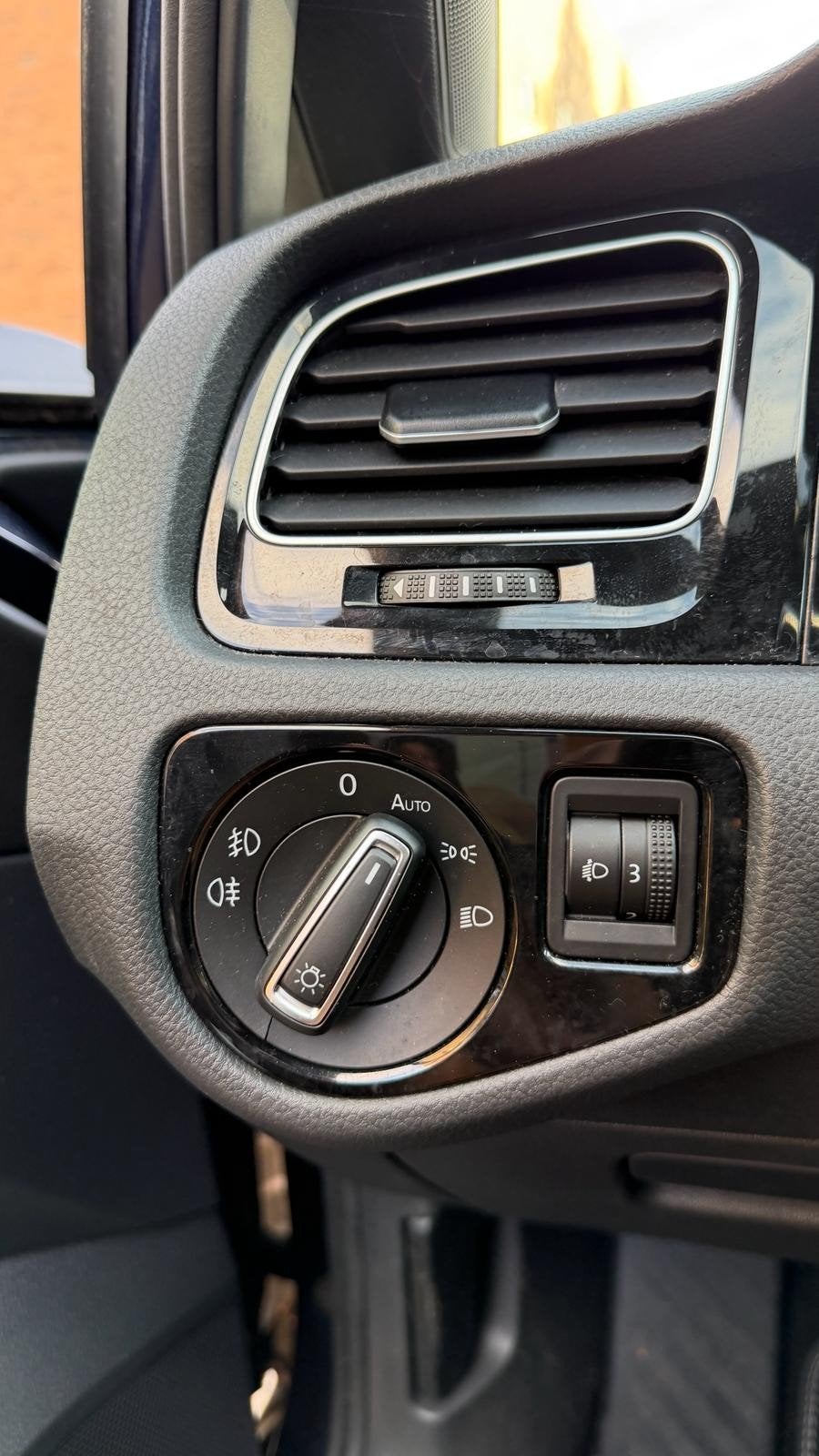 Volkswagen Golf 1.4 TSI 110KW 5D DSG 2015 Blauw, 4 cilinders, Blauw, 650 kg, 1216 kg