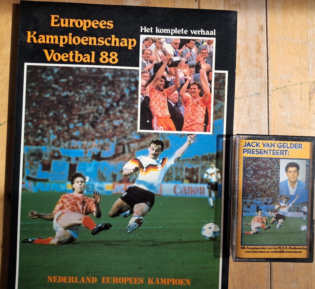 Nederland EK88, Ophalen of Verzenden, Zo goed als nieuw, Overige binnenlandse clubs, Boek of Tijdschrift