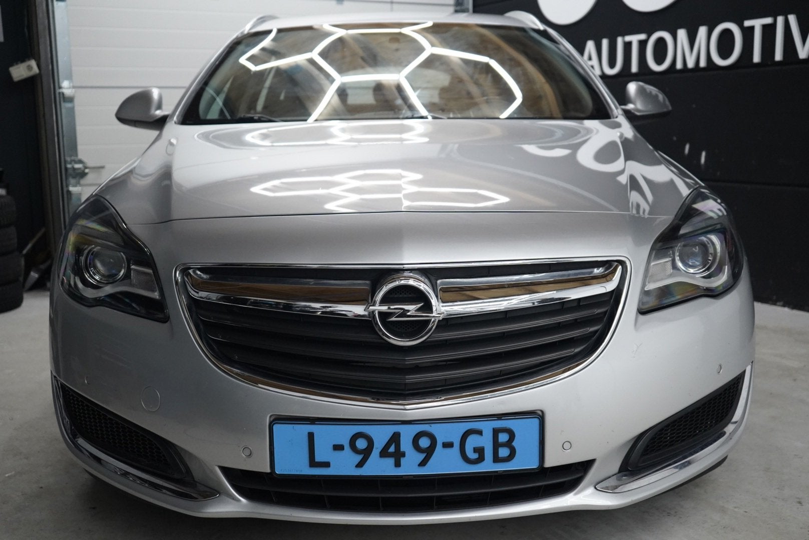 Opel Insignia Sports Tourer 2.0 CDTI Cosmo | AIRCO | PARKEER, Auto's, Euro 5, Stof, Zwart, 4 cilinders