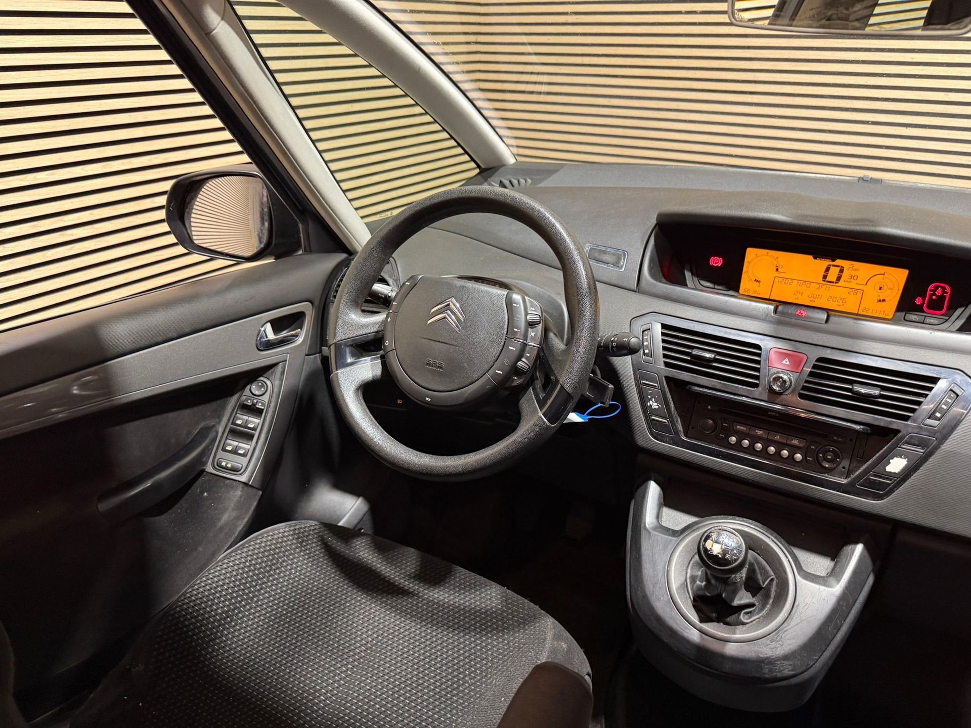 Citroen C4 Picasso 1.8-16V Ambiance | APK 06-2027 | Airco |, Automatische klimaatregeling, 125 pk, Gebruikt, 4 cilinders