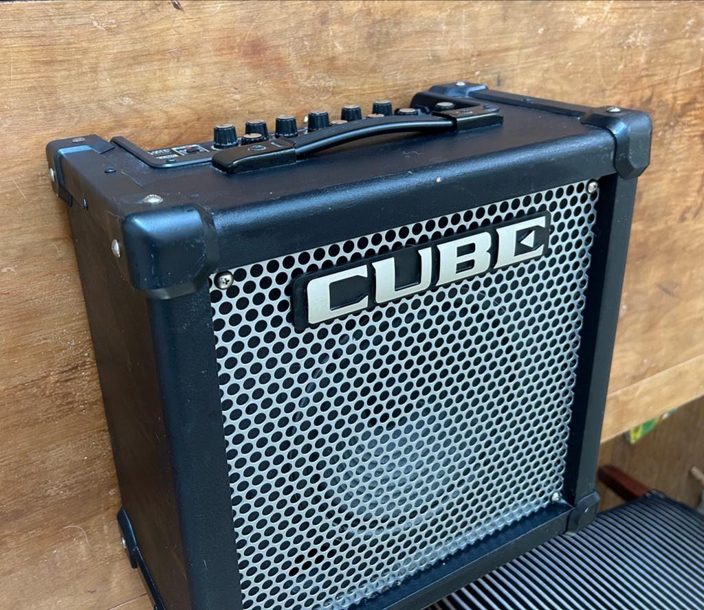 Roland Cube 20gx Gitaarversterker, Muziek en Instrumenten, Ophalen of Verzenden, Gebruikt, Gitaar, Minder dan 50 watt