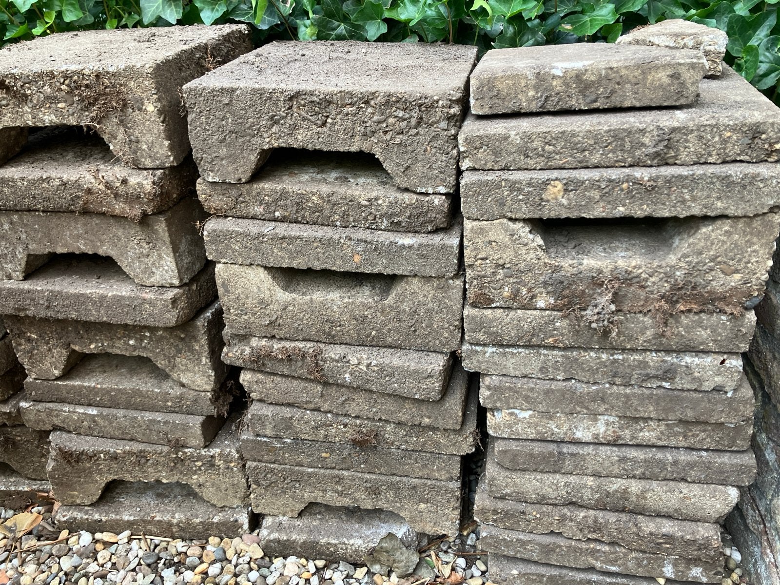 Nokkentegels en stoeptegels 30x30 cm circa 60 stuks, Tuin en Terras, Ophalen, Gebruikt, Minder dan 5 m², Beton