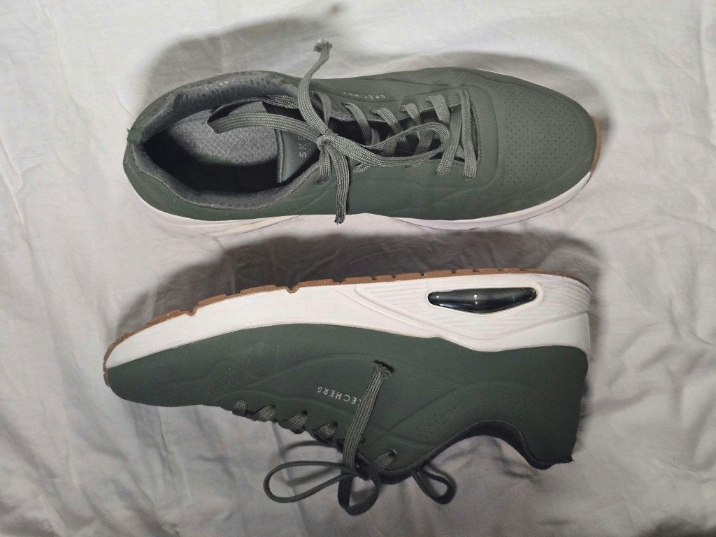 Sneakers (Sketchers) - Grijs/Oranje en Groen - 47.5 (valt 46, Overige kleuren, Ophalen of Verzenden, Sneakers of Gympen, Skechers
