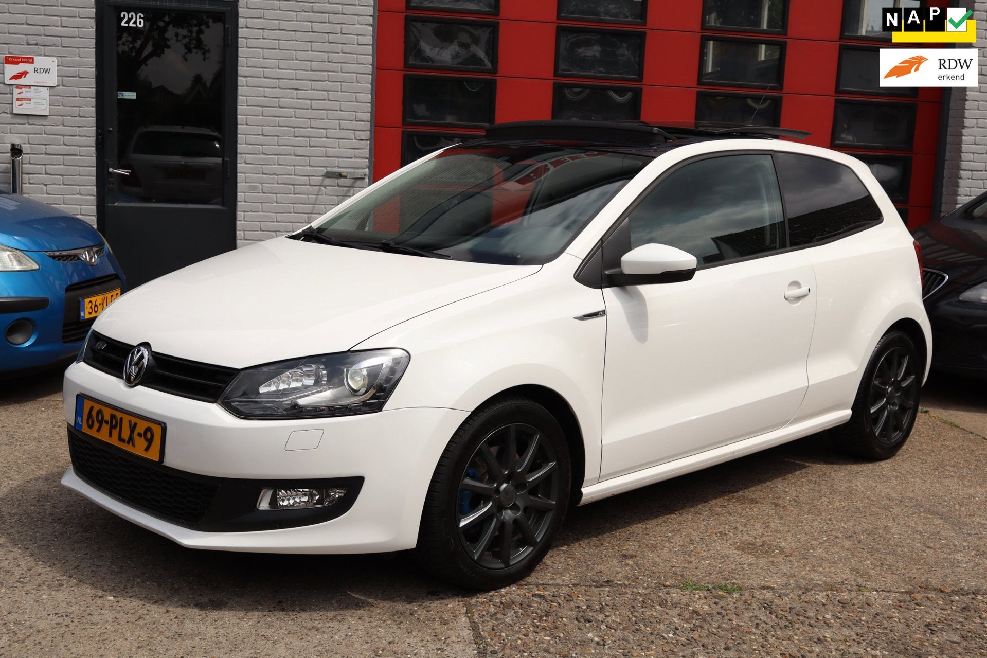 Volkswagen Polo 1.6 TDI Highline , ALCANTARA , PANO DAK , NA, Auto's, Voorwielaandrijving, Euro 5, Gebruikt, Wit