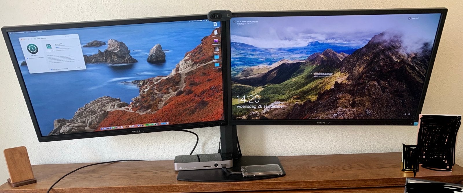 2x Philips 272B8QJEB/00 QHD Monitor + Neomounts Monitorarm, Computers en Software, Ophalen, IPS, In hoogte verstelbaar, Zo goed als nieuw
