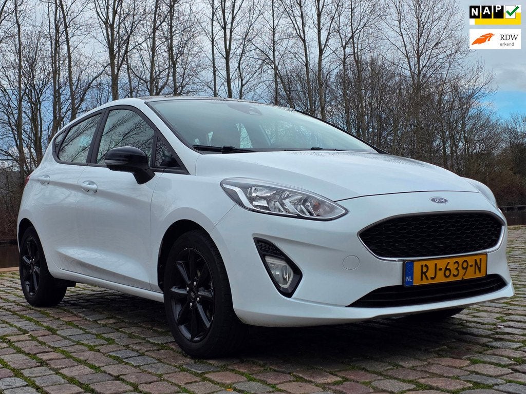 Ford Fiesta 1.1 Trend Airco navigatie usb cruis control park, Voorwielaandrijving, 86 pk, Origineel Nederlands, Bedrijf