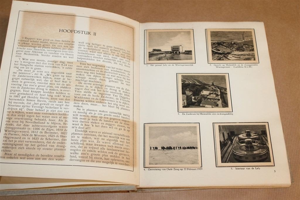 Zuiderzeewerken in Woord en Beeld — Plaatjesalbum [1932], Boeken, Ophalen of Verzenden, Gelezen