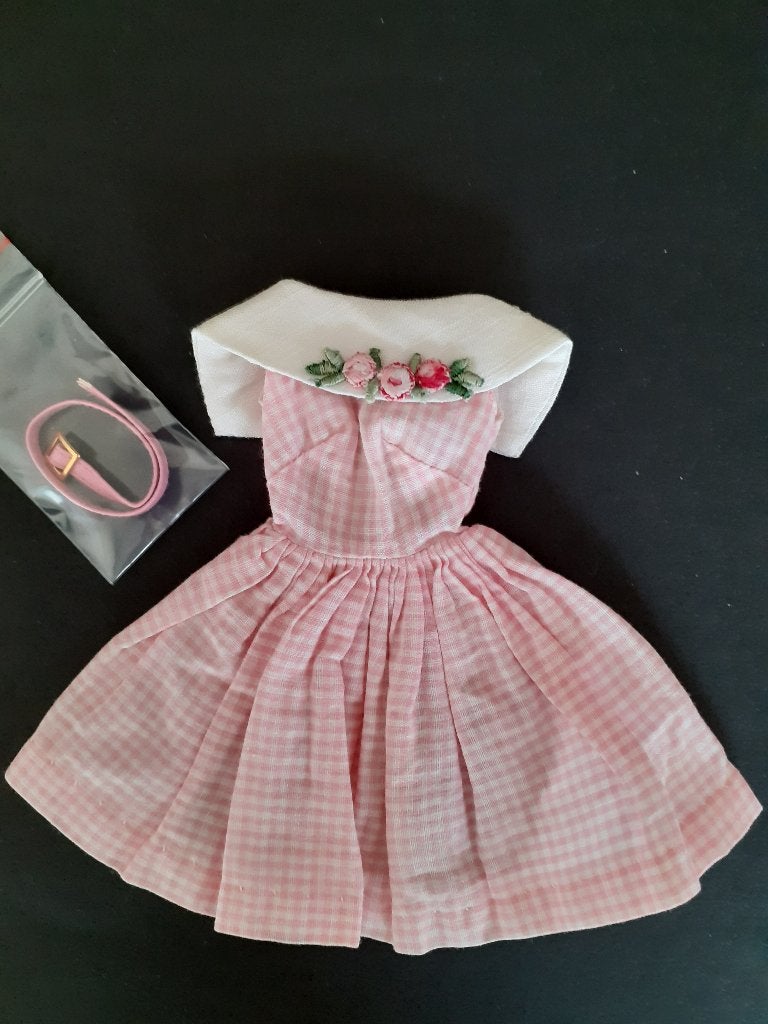 Vintage Barbie Fashion  "Dancing Doll "  (1965), Verzamelen, Verzenden, Gebruikt, Fashion Doll
