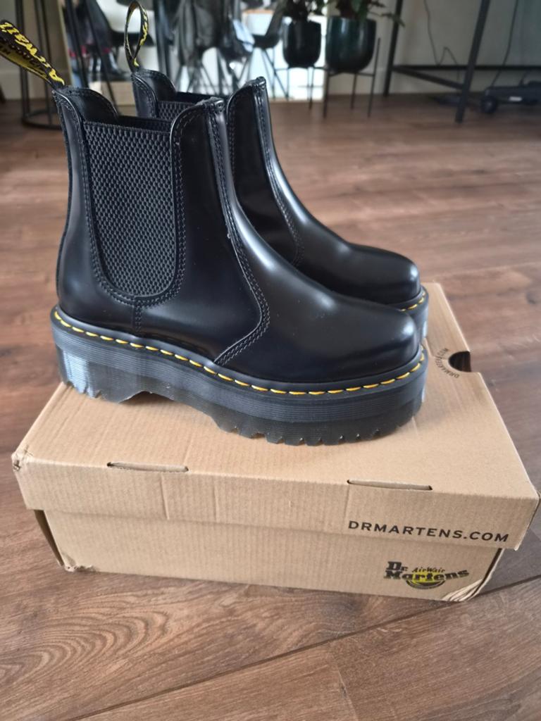 Dr. Martens Quad 2976 Chelsea Boots met plateauzool, Zwart, Lage of Enkellaarzen, Nieuw, Ophalen of Verzenden