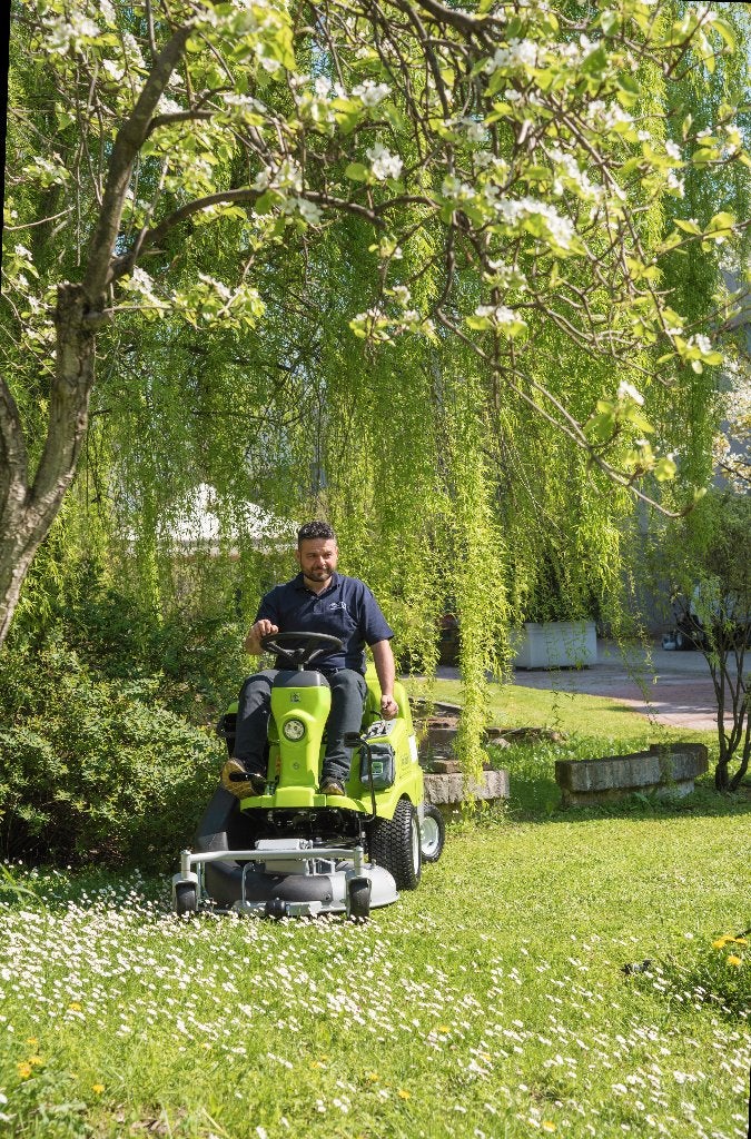 GRILLO Opvangmaaiers  Compact, krachtig en comfortabel!, Tuin en Terras, Cirkelmaaier, Nieuw, Ophalen of Verzenden, Benzine-grasmaaier